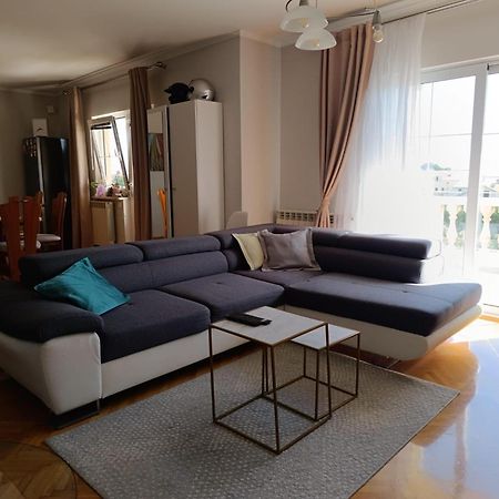 Apartman Haus Maja Banjol Exteriér fotografie