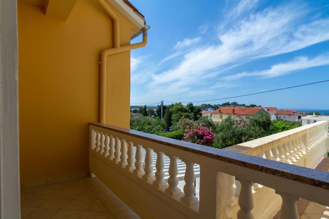 Apartman Haus Maja Banjol Exteriér fotografie