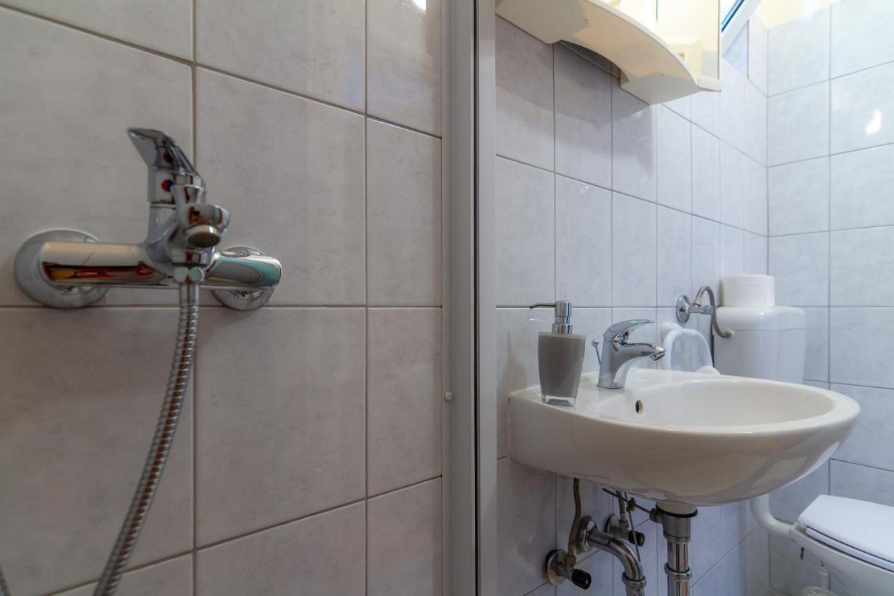 Apartman Haus Maja Banjol Exteriér fotografie