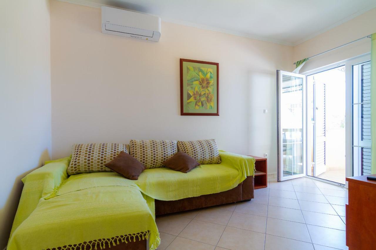 Apartman Haus Maja Banjol Exteriér fotografie