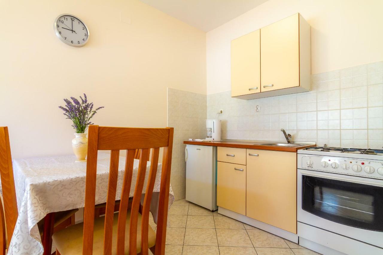Apartman Haus Maja Banjol Exteriér fotografie